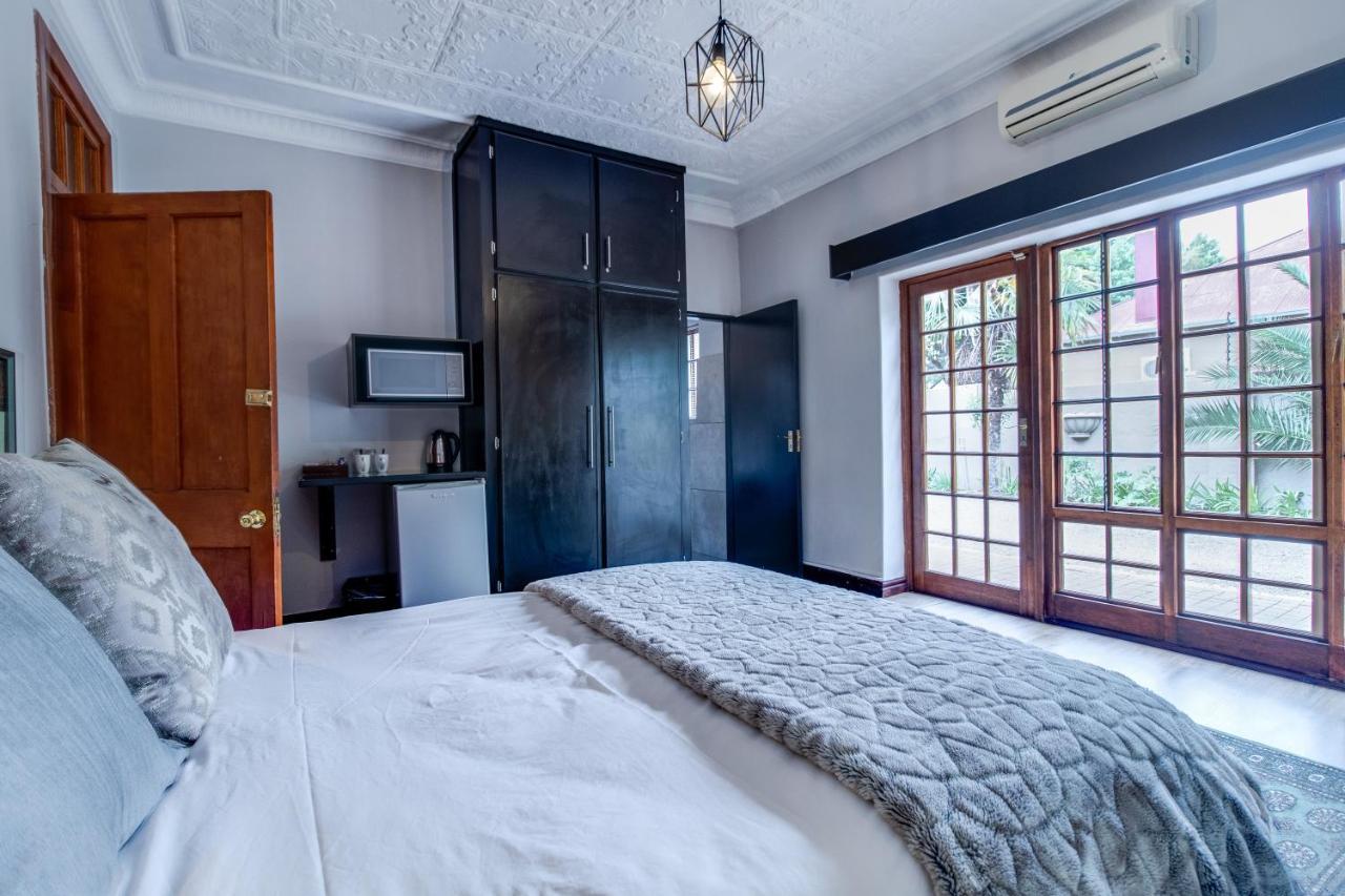 The Nightingale Guesthouse Bloemfontein Bagian luar foto