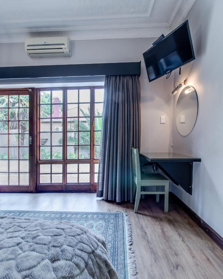 The Nightingale Guesthouse Bloemfontein Bagian luar foto