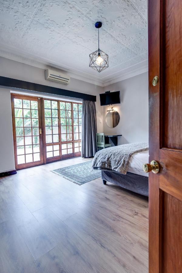 The Nightingale Guesthouse Bloemfontein Bagian luar foto